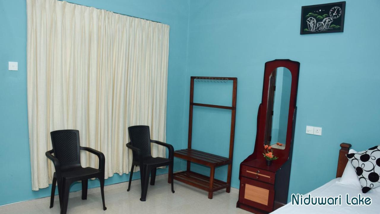 Niduwari Lake Homestay Dambulla Eksteriør bilde