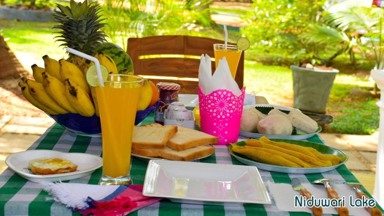 Niduwari Lake Homestay Dambulla Eksteriør bilde