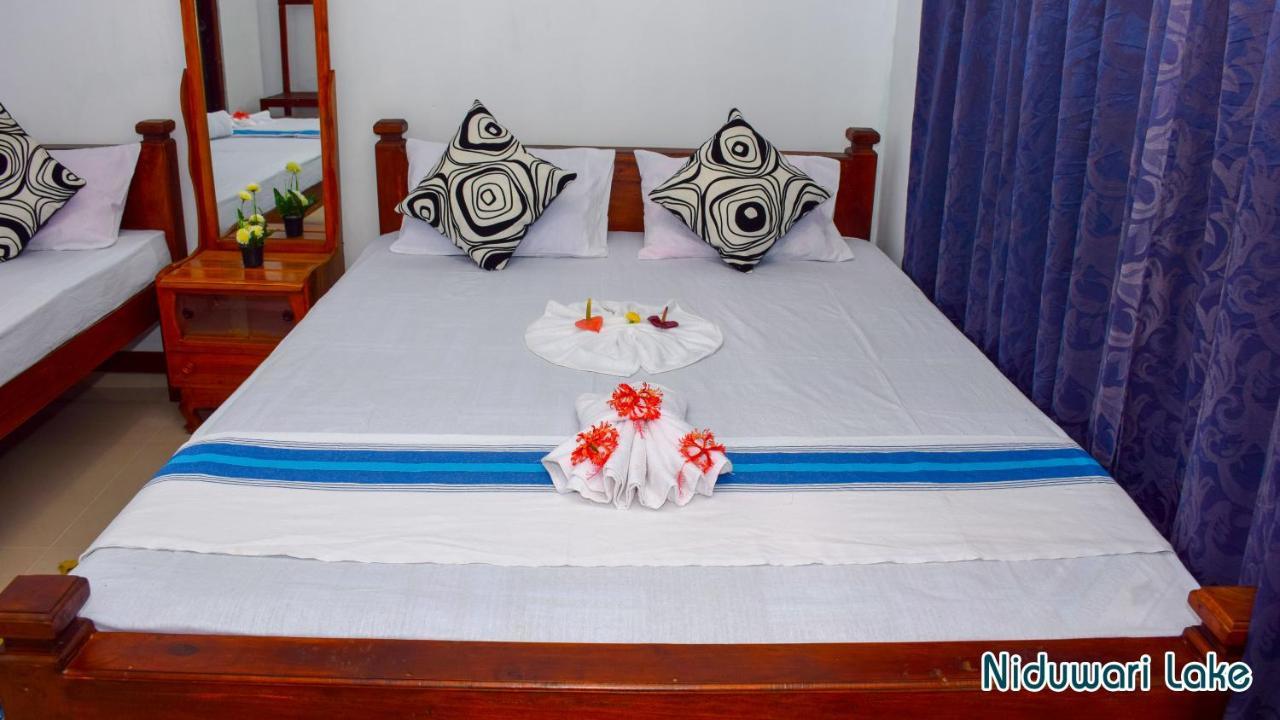 Niduwari Lake Homestay Dambulla Eksteriør bilde