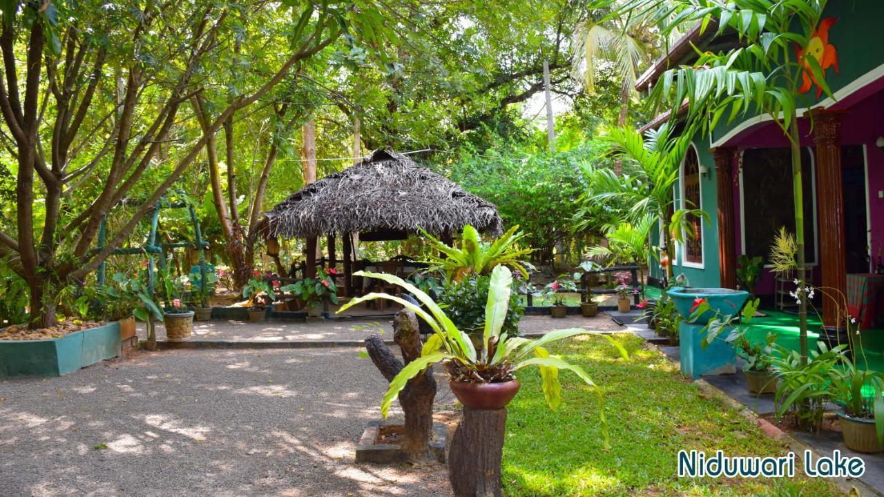 Niduwari Lake Homestay Dambulla Eksteriør bilde