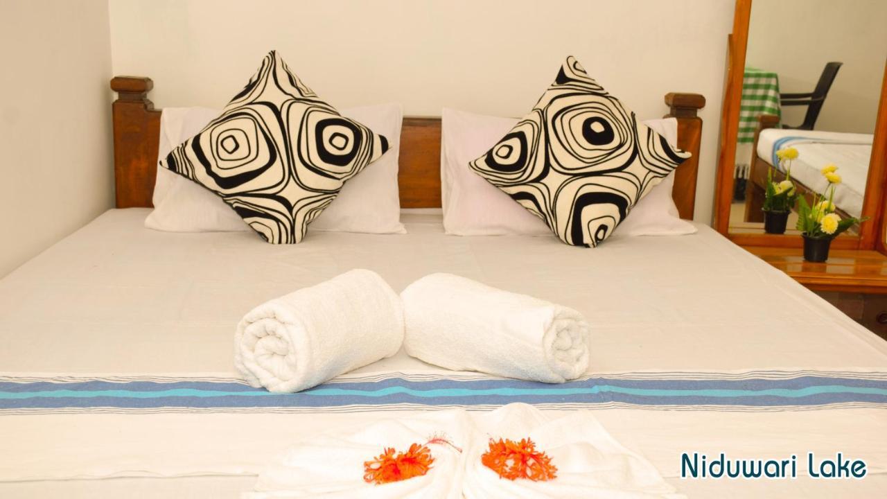 Niduwari Lake Homestay Dambulla Eksteriør bilde