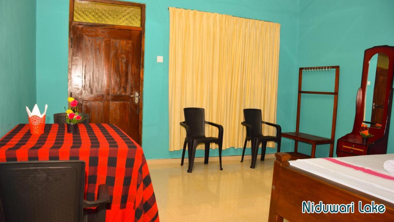 Niduwari Lake Homestay Dambulla Eksteriør bilde
